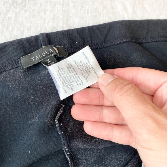 Aritzia Talula Floral Print Leggings - Picture 7 of 8